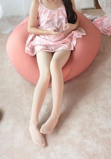 胸部丰满的妈妈2_DVD免费电视剧