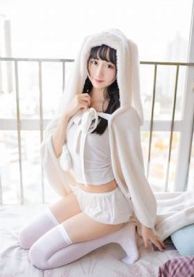 手指顶弄湿润hgl_720高清在线观看