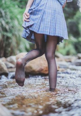 他妈妈的朋友_4K动漫在线观看