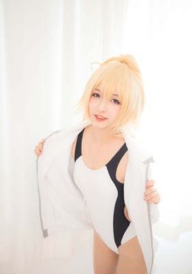 《浴室狂欢》免费播放在线观看_BD韩语完整在线观看